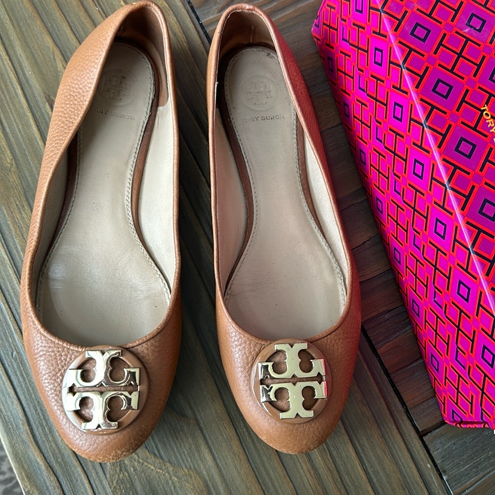 Tory Burch Claire Ballet Flat Sz 8